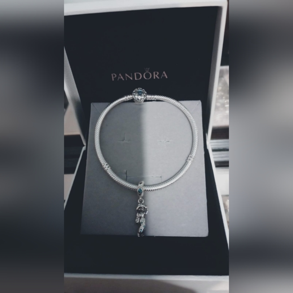 Brazalete anda charm Jazmin Sterling silver